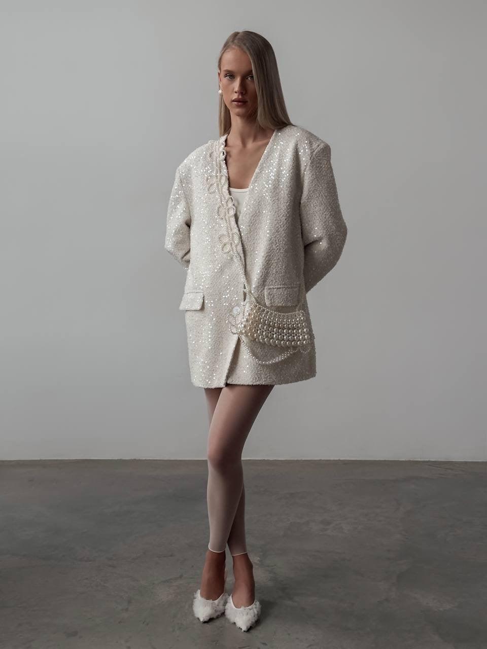 ELEGANT BEIGE JACKET